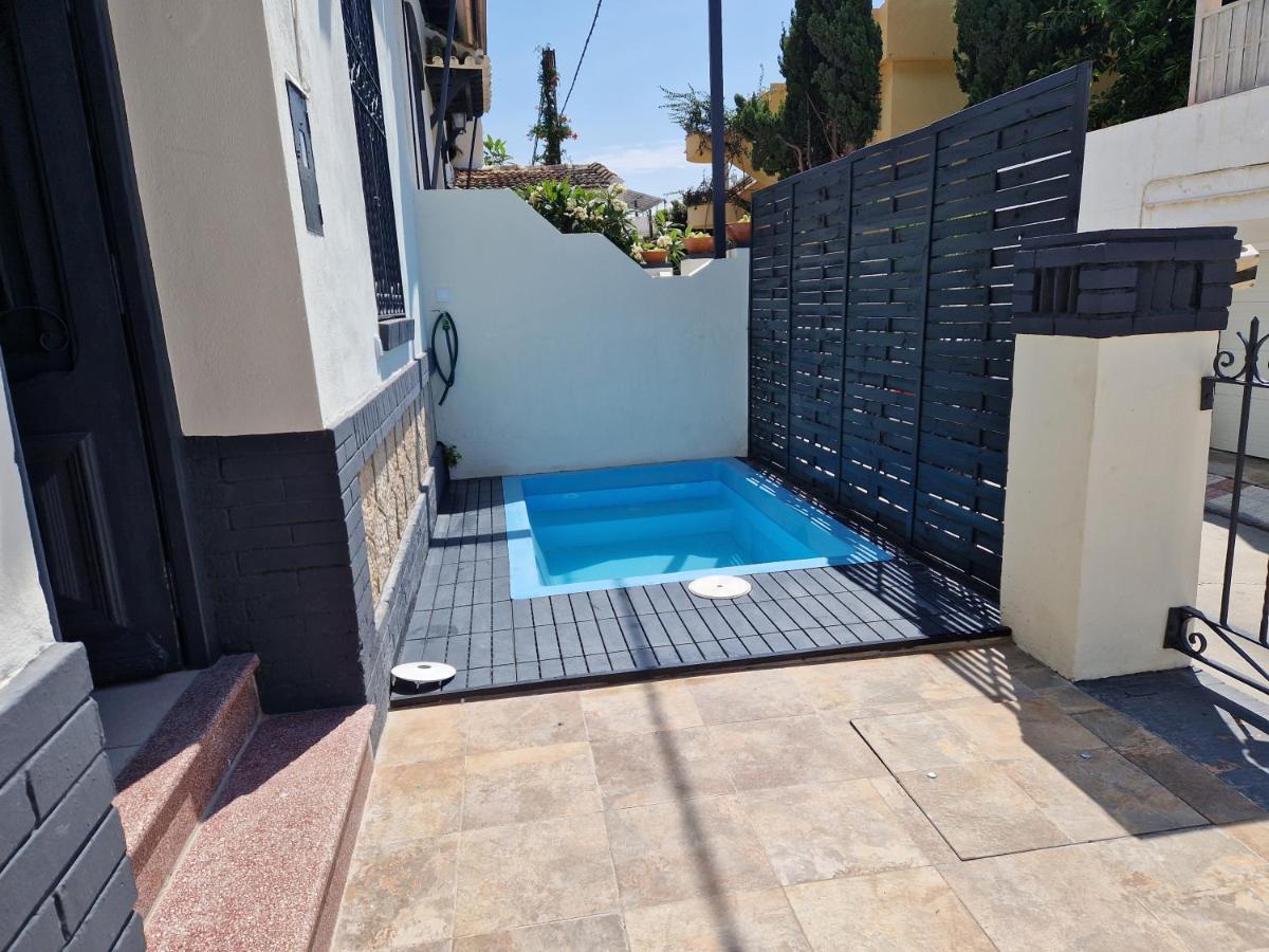 Vila Del Parque Flats Balneario De Pina Màlaga Exteriér fotografie